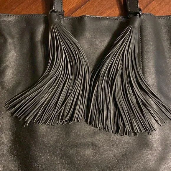 NWOT Loeffler Randall Cruise leather tote - Picture 4 of 16